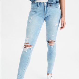 American Eagle Super Stretch Jegging- Light Wash